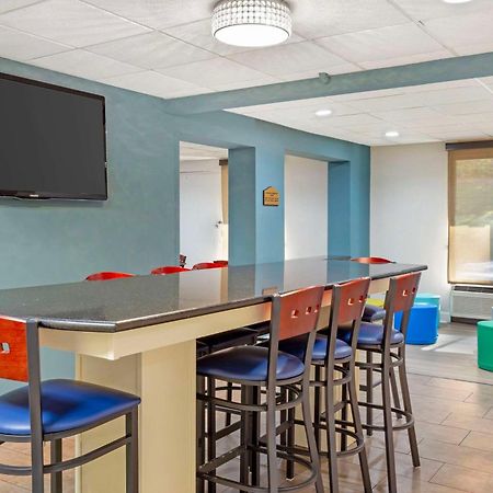 Hotel Clarion Pointe Research Triangle Park Durham Zewnętrze zdjęcie